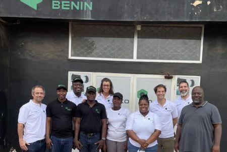 Photo de famille du Group rachète Qotto 